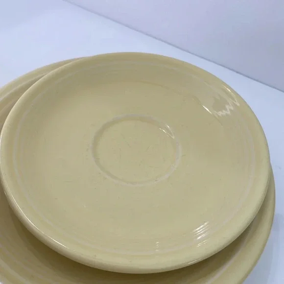 Fiestaware Yellow 5 Piece Place Setting Fiesta Retired Pale Yellow Dish Set - Picture 5 of 11